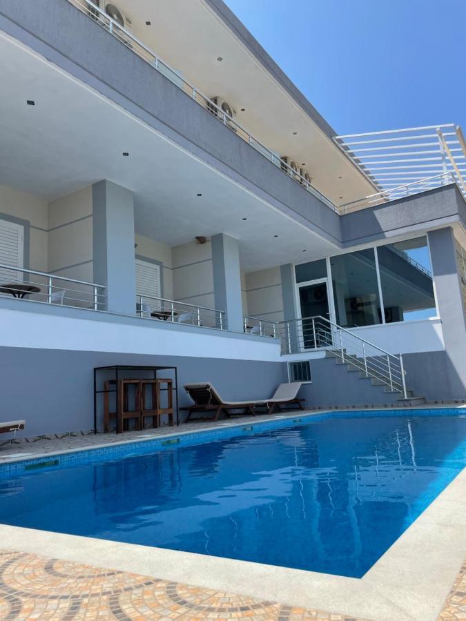 Vitamin Sea Sarandë Eksteriør bilde